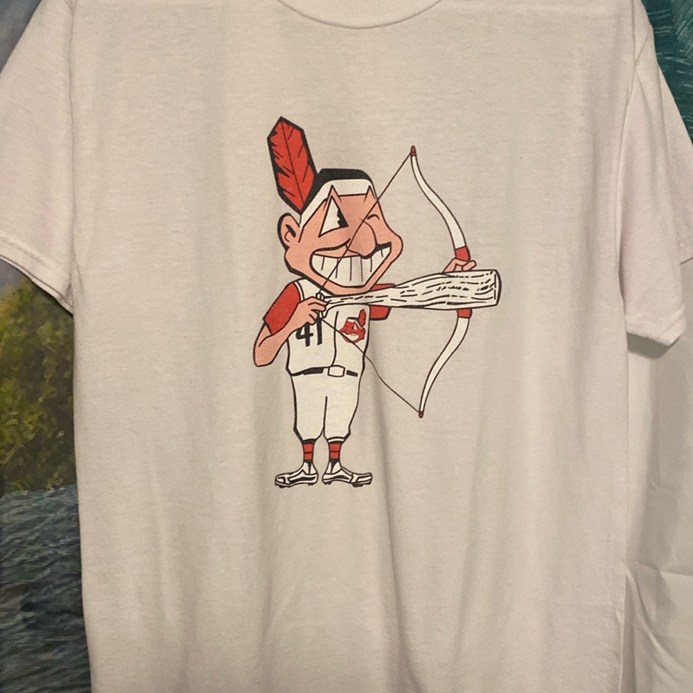 Cleveland indians shirt